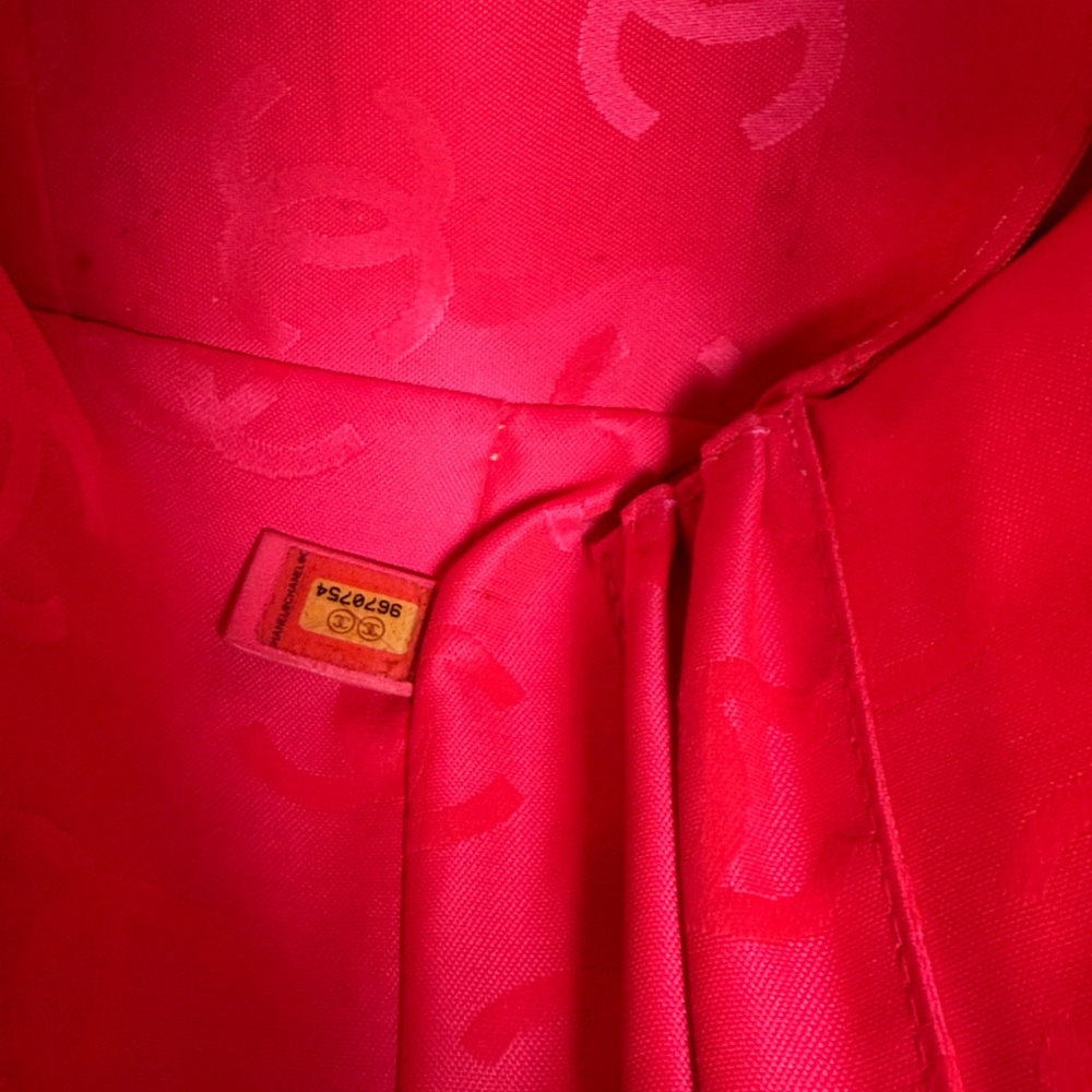 CHANEL Calfskin Quilted Small/Medium Cambon Tote - Picture 5 of 11